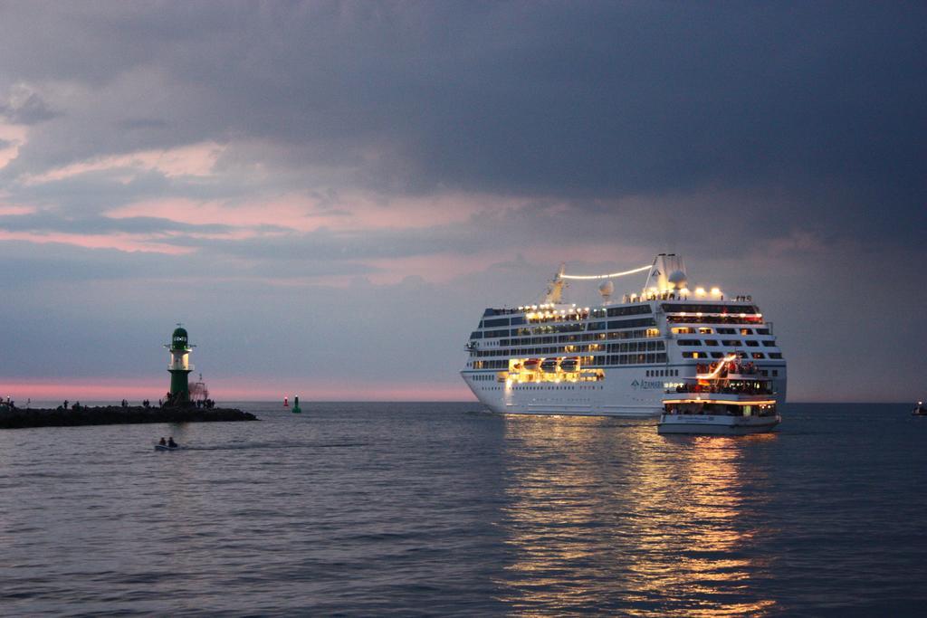 Hotel Am Alten Strom Rostock Ngoại thất bức ảnh