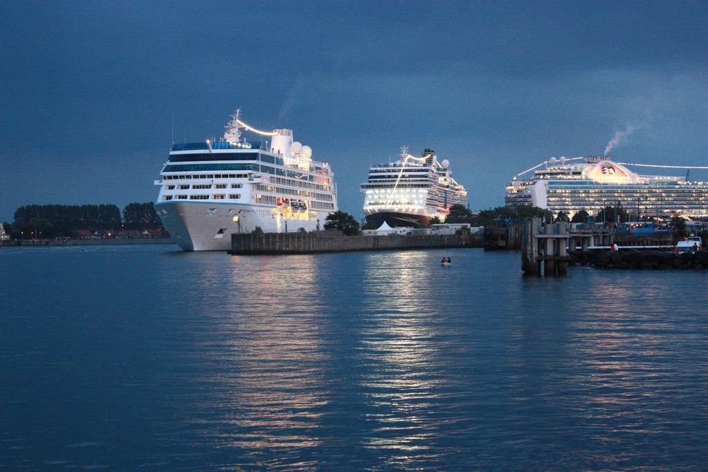 Hotel Am Alten Strom Rostock Ngoại thất bức ảnh