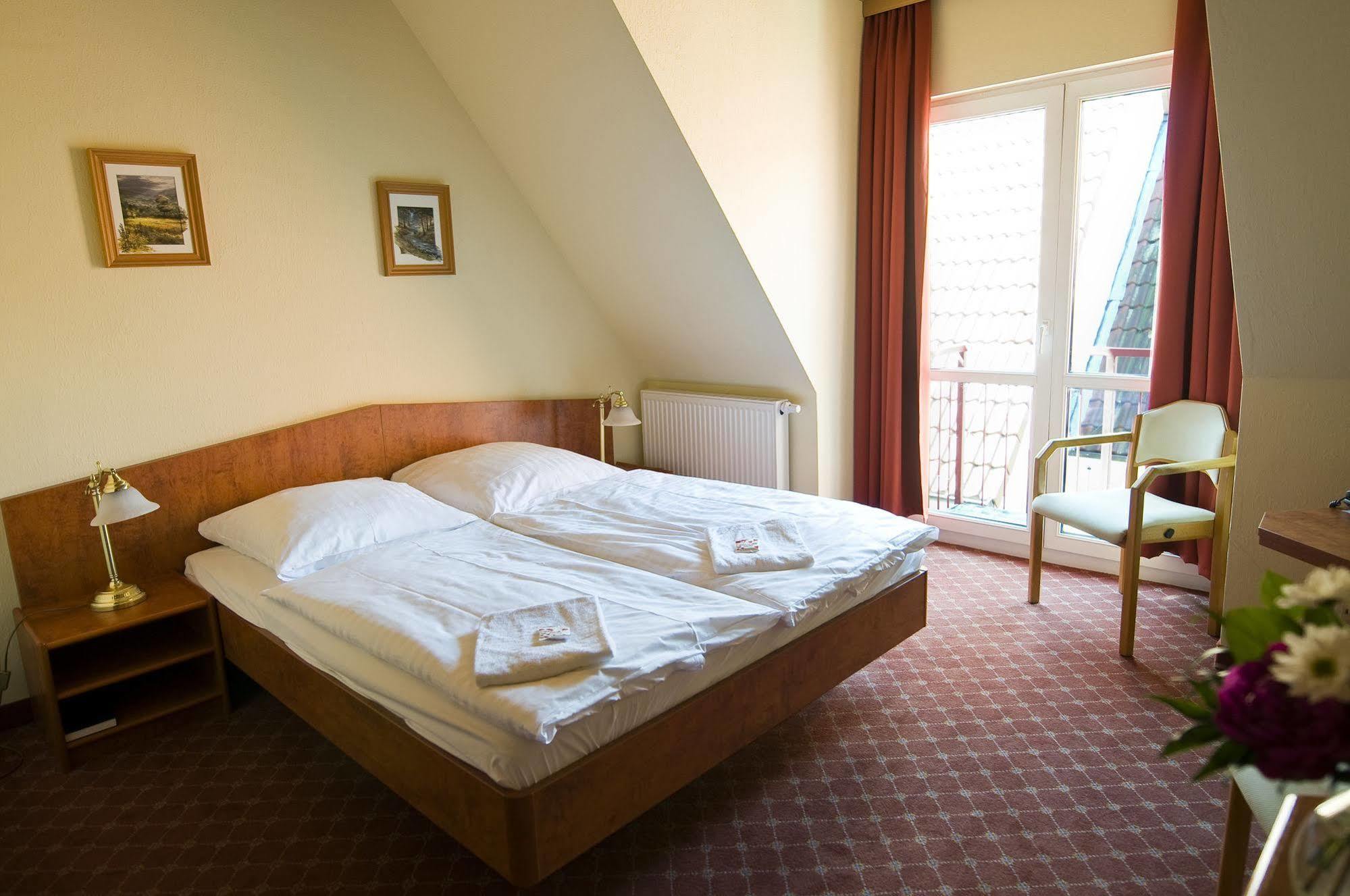 Hotel Am Alten Strom Rostock Ngoại thất bức ảnh