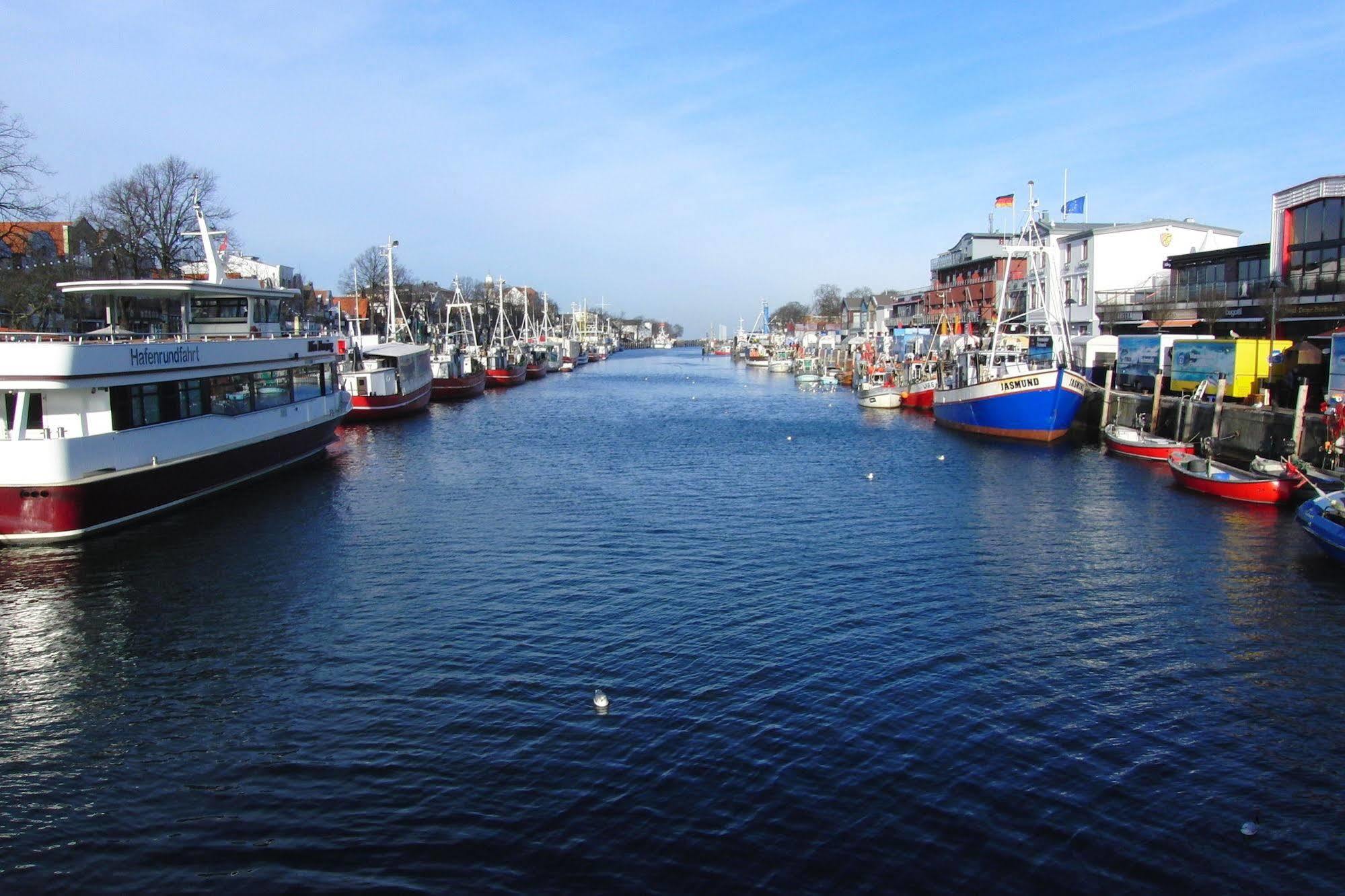 Hotel Am Alten Strom Rostock Ngoại thất bức ảnh